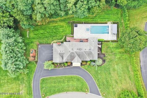 6 Tricorne Court Holmdel NJ 07733