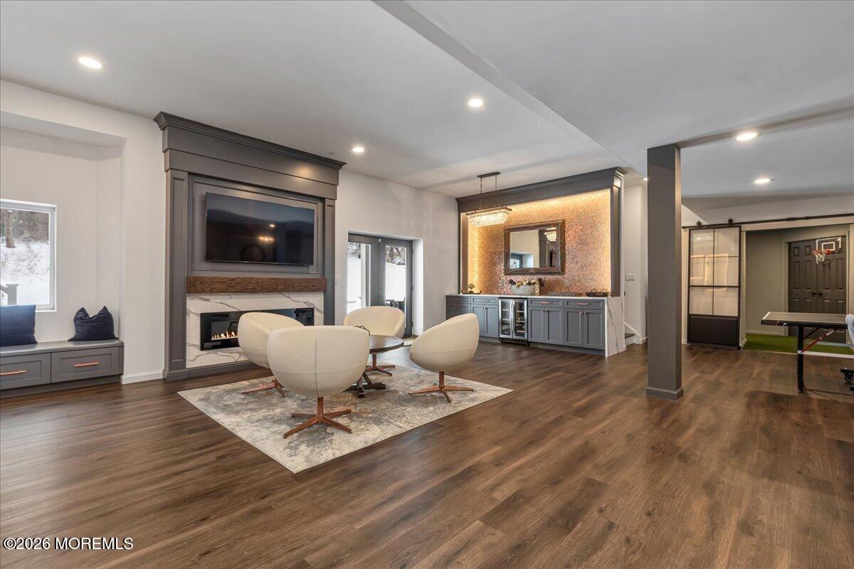 6 Tricorne Court Holmdel NJ 07733