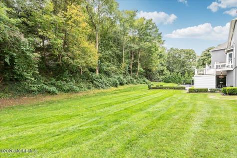 6 Tricorne Court Holmdel NJ 07733