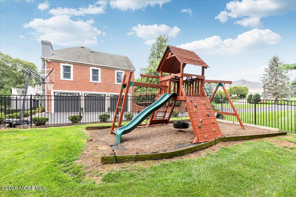 6 Tricorne Court Holmdel NJ 07733
