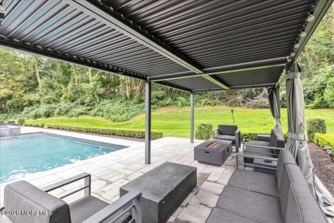 6 Tricorne Court Holmdel NJ 07733