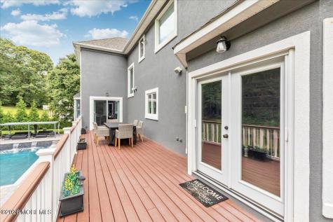 6 Tricorne Court Holmdel NJ 07733