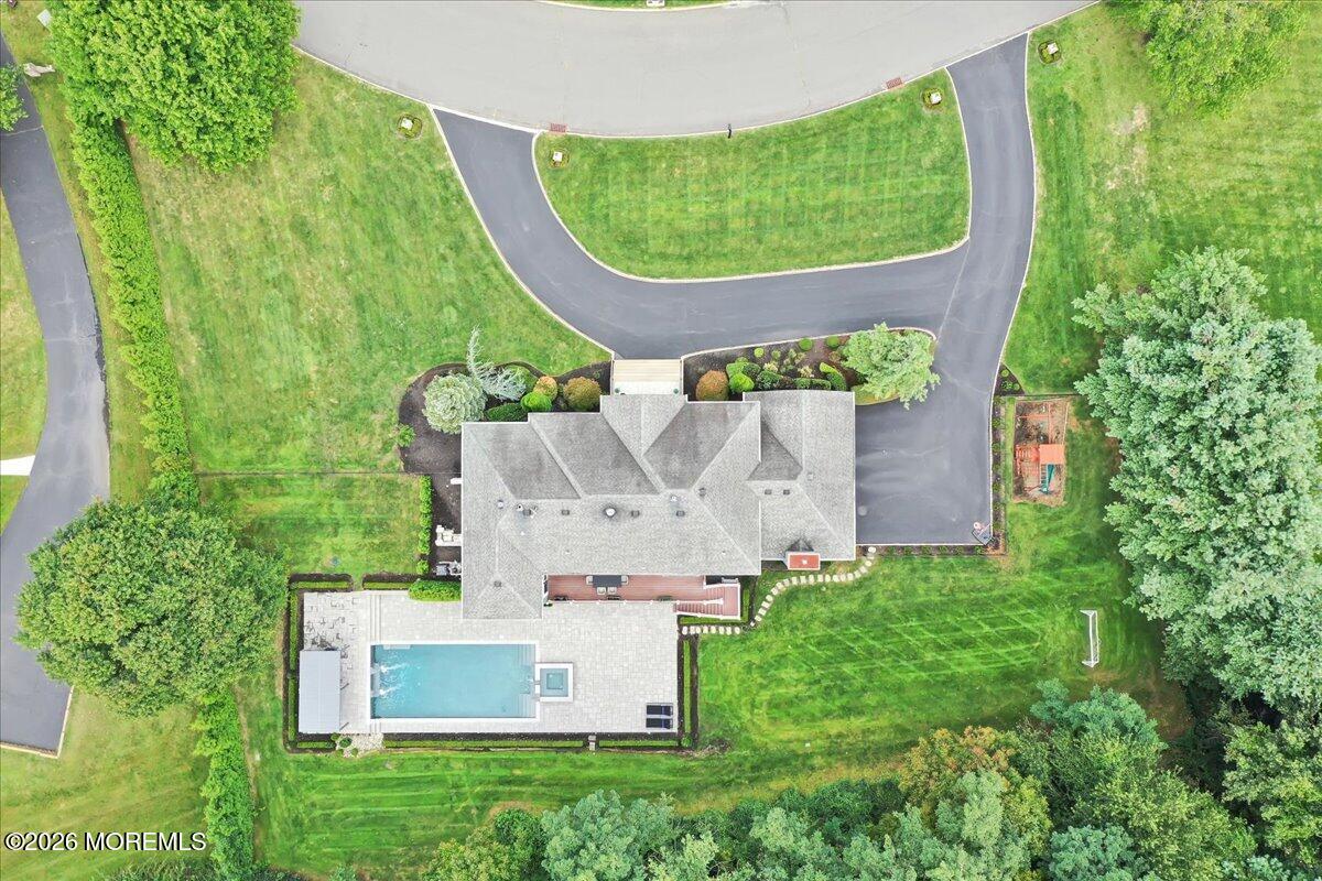6 Tricorne Court Holmdel NJ 07733