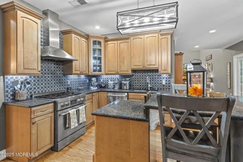 33 Harbor Road Morganville NJ 07751