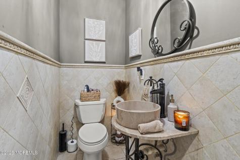 33 Harbor Road Morganville NJ 07751