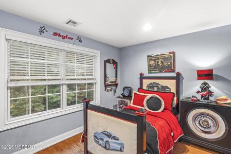33 Harbor Road Morganville NJ 07751
