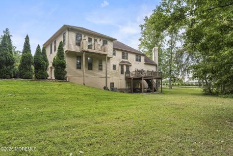 33 Harbor Road Morganville NJ 07751