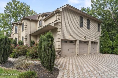 33 Harbor Road Morganville NJ 07751