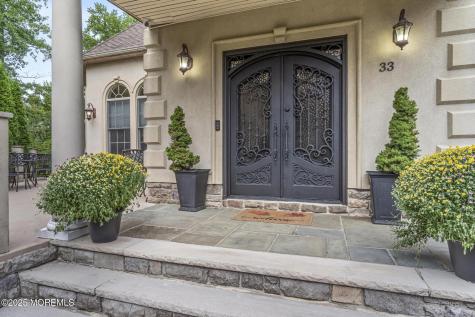 33 Harbor Road Morganville NJ 07751
