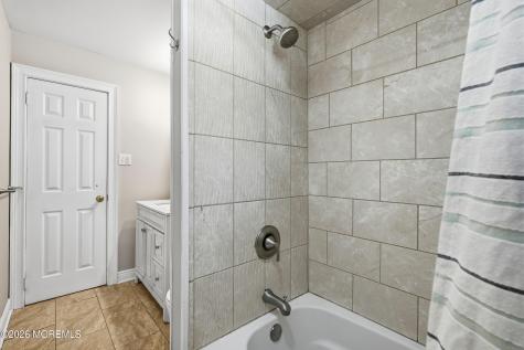 3 Claire Circle Howell NJ 07731