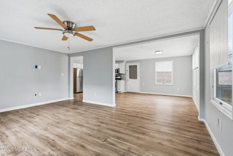11 W Arverne Avenue Ocean Gate NJ 08740