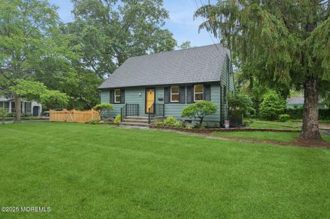 4 Griffin Place Ocean Twp NJ 07712