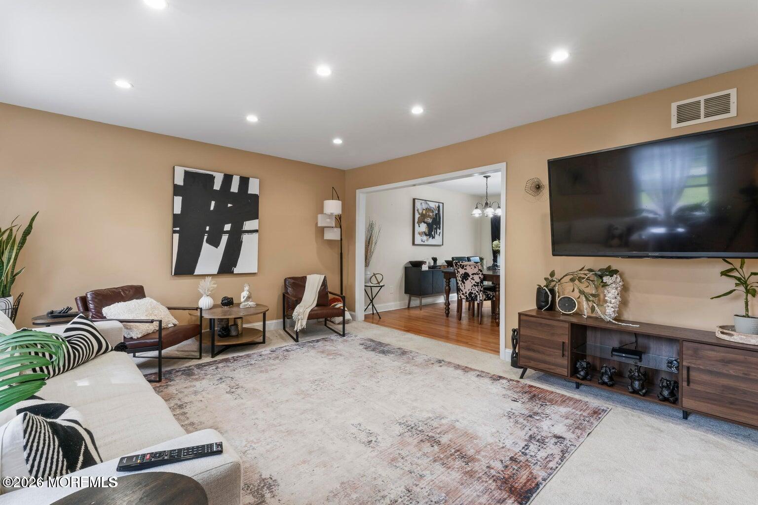 369 Frank Applegate Road Jackson NJ 08527
