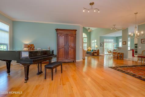 9 Monarch Road Monroe NJ 08831
