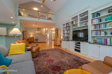9 Monarch Road Monroe NJ 08831