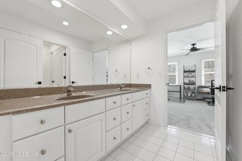 9 Sugar Loaf Hill Millstone NJ 08510