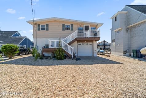 40 Daddy Tucker Drive Little Egg Harbor NJ 08087