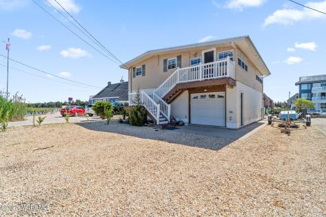 40 Daddy Tucker Drive Little Egg Harbor NJ 08087