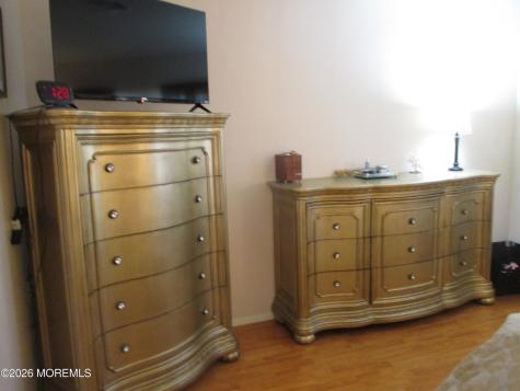 678 New Castle Court Lakewood NJ 08701