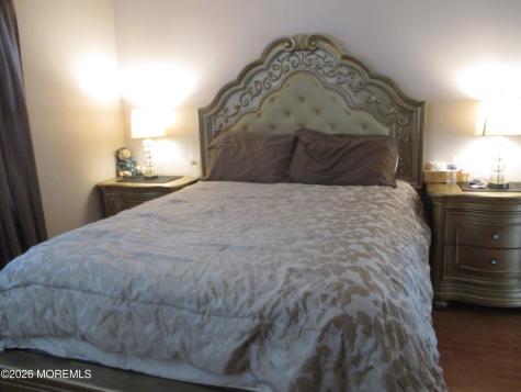 678 New Castle Court Lakewood NJ 08701