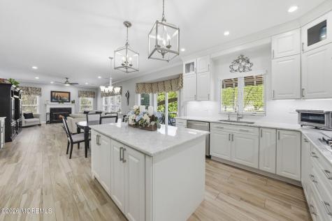 13 Bloomfield Road Manalapan NJ 07726