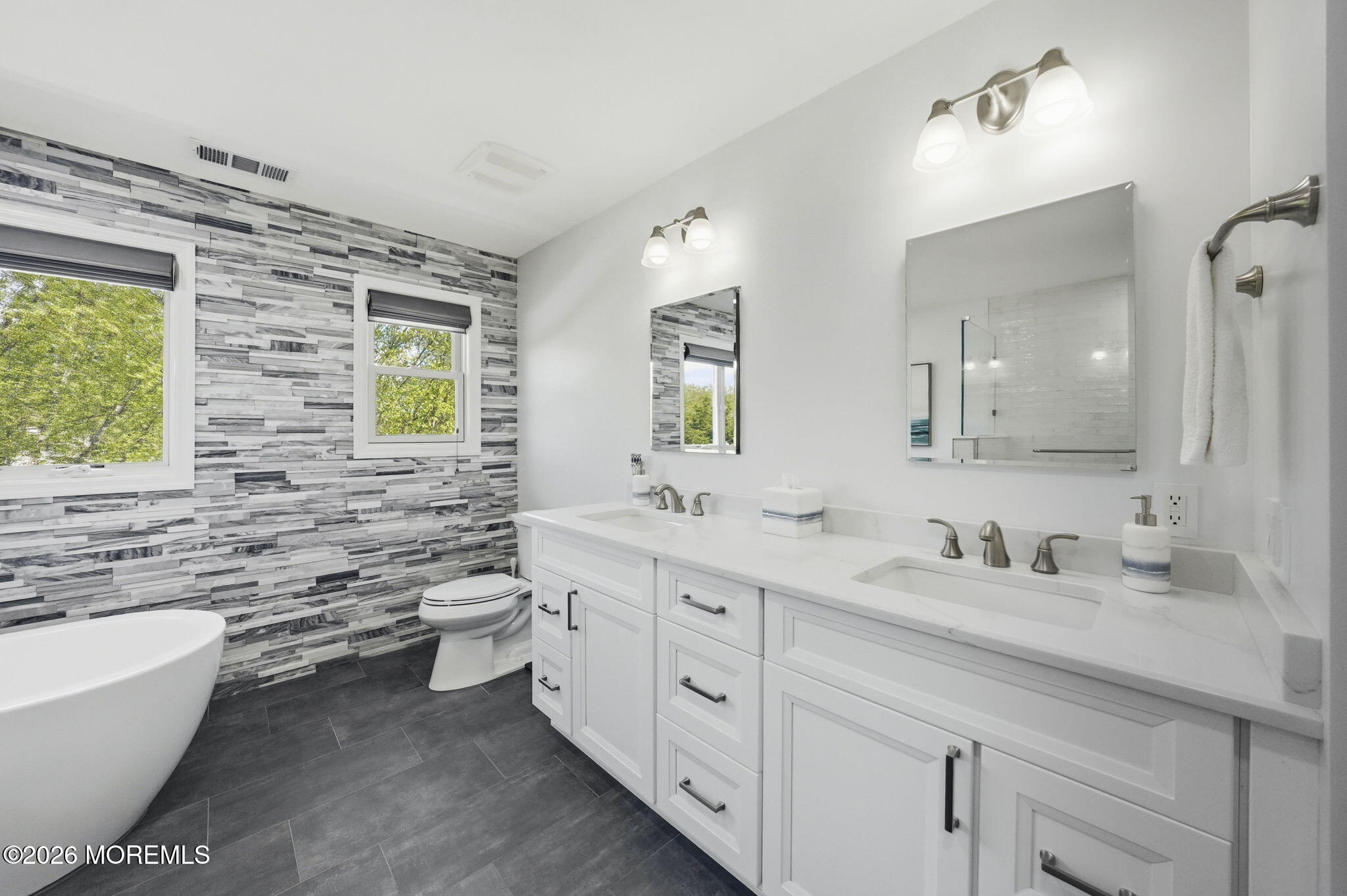 13 Bloomfield Road Manalapan NJ 07726