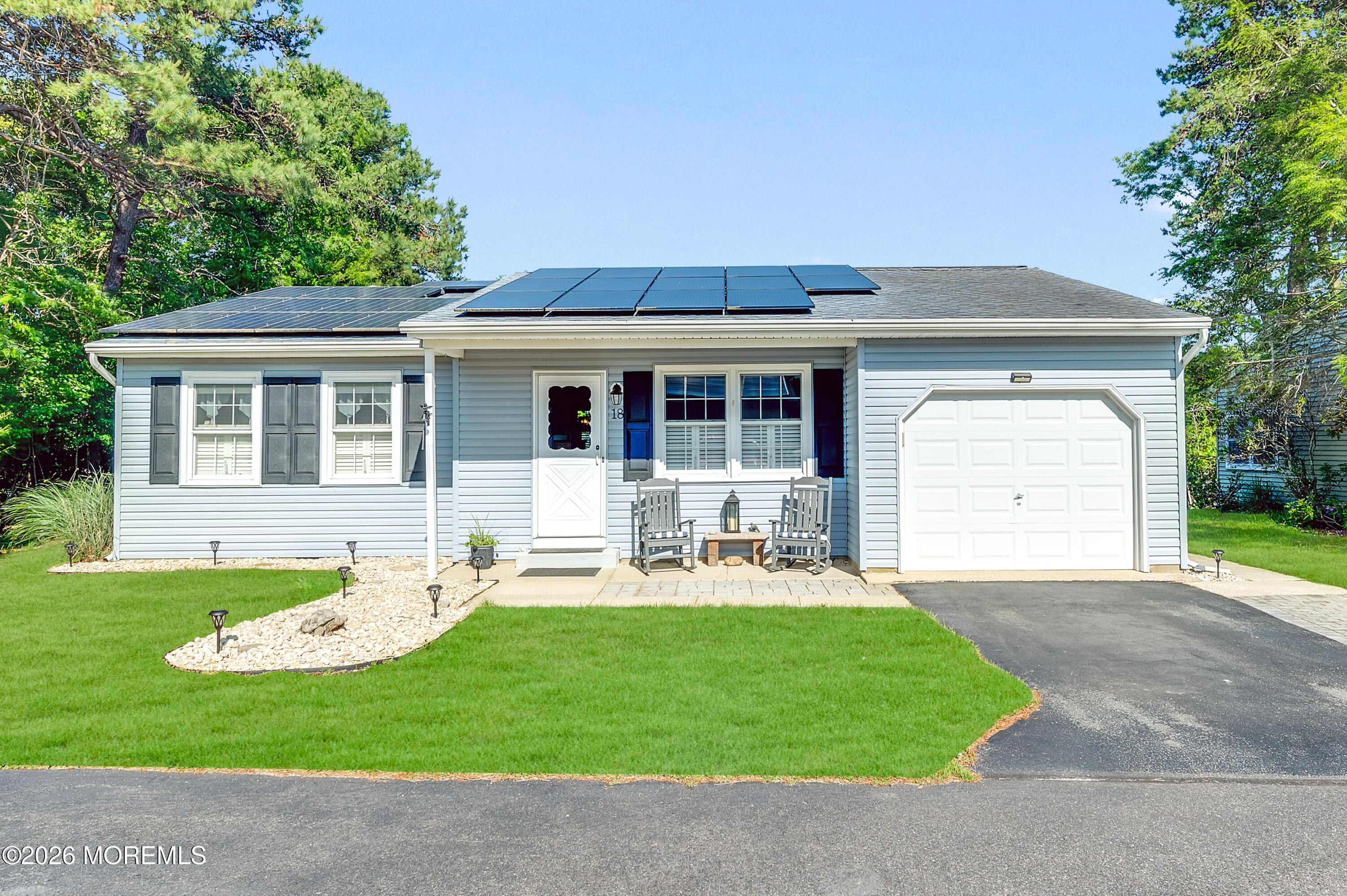 18 S Chestnut Avenue Whiting NJ 08759