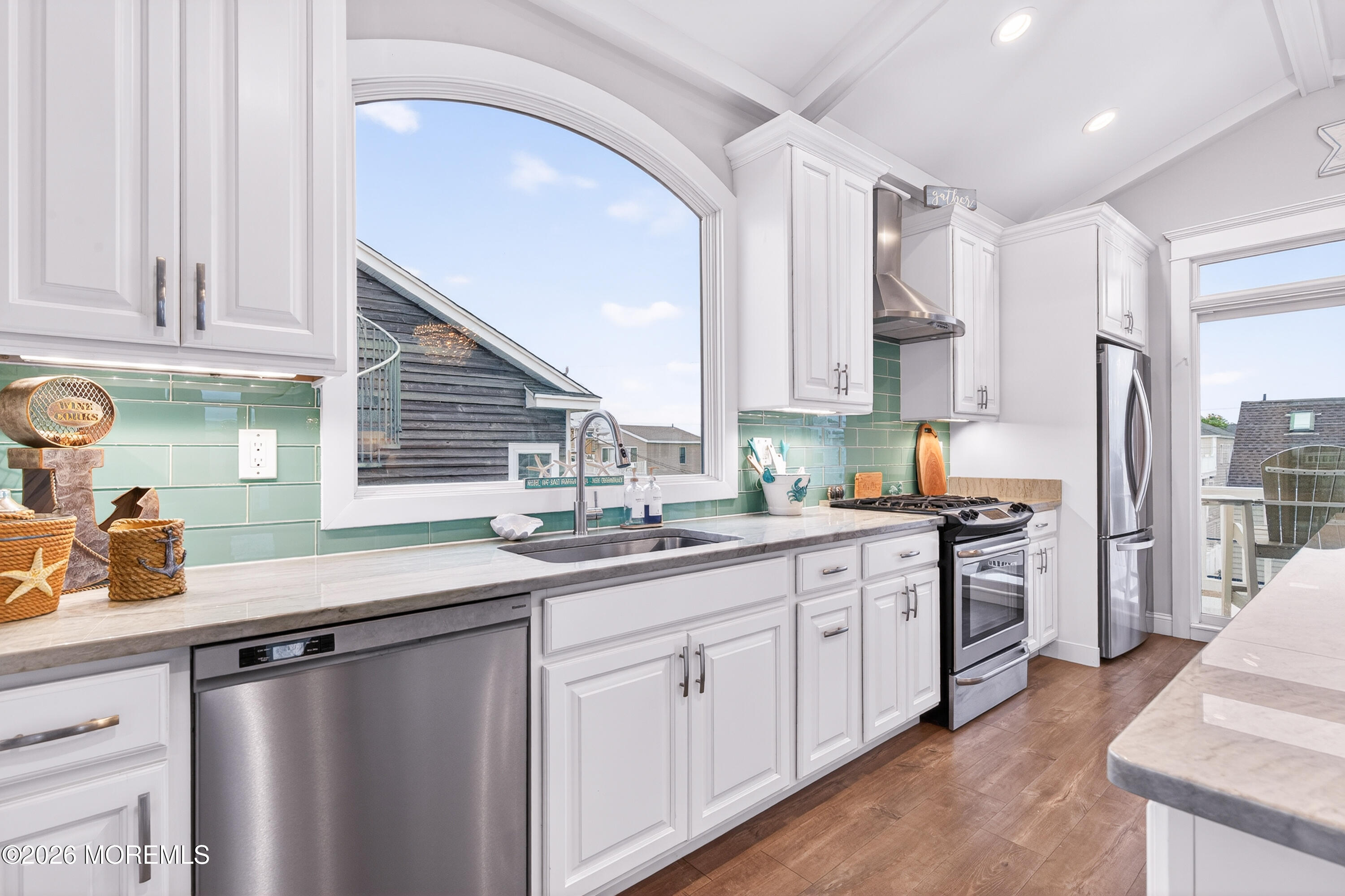118 W Delaware Avenue Long Beach Twp NJ 08008