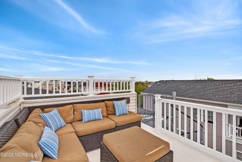 118 W Delaware Avenue Long Beach Twp NJ 08008