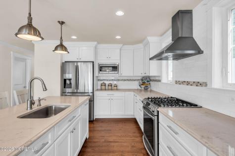8 Meadow Avenue Manasquan NJ 08736