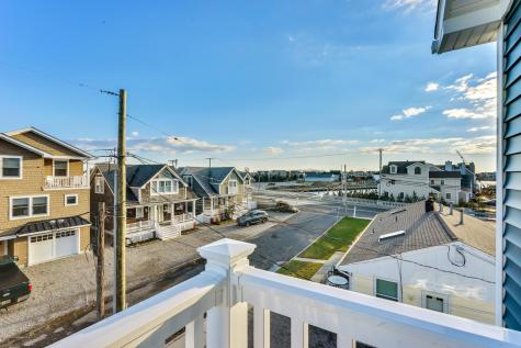 8 Meadow Avenue Manasquan NJ 08736