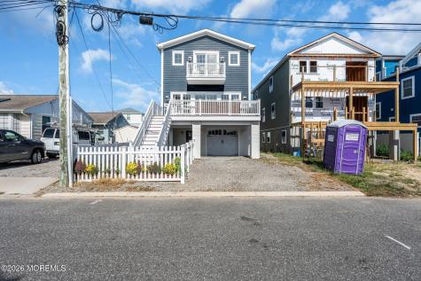 8 Meadow Avenue Manasquan NJ 08736