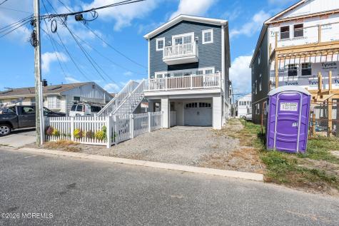 8 Meadow Avenue Manasquan NJ 08736