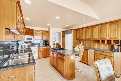 42 Riveredge Road Tinton Falls NJ 07724