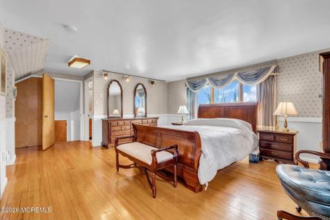 42 Riveredge Road Tinton Falls NJ 07724