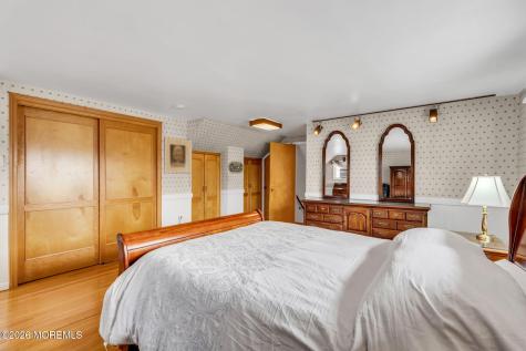 42 Riveredge Road Tinton Falls NJ 07724