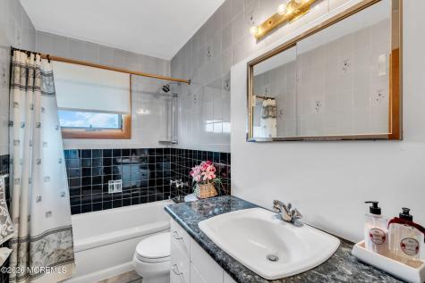 42 Riveredge Road Tinton Falls NJ 07724
