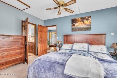 7 Glenwood Drive Bayville NJ 08721