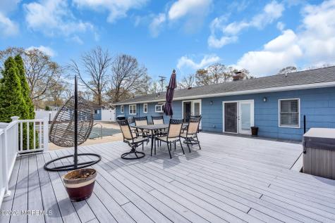 7 Glenwood Drive Bayville NJ 08721