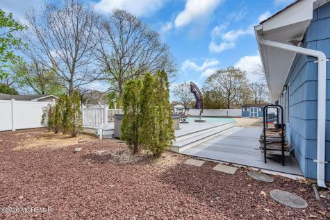 7 Glenwood Drive Bayville NJ 08721