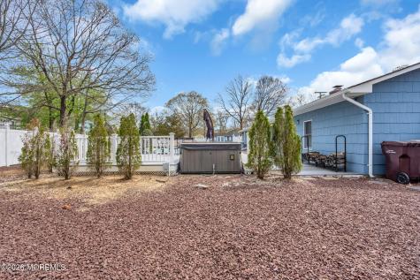 7 Glenwood Drive Bayville NJ 08721