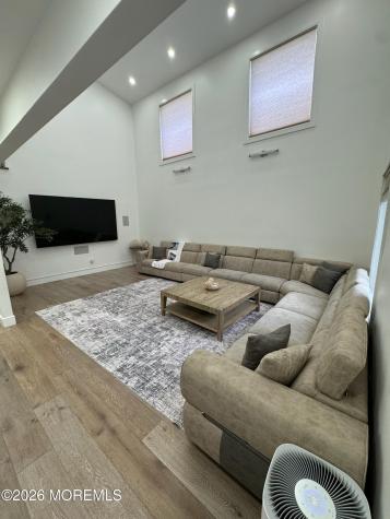 37 N Gable Court Matawan NJ 07747