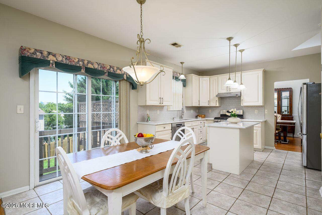 19 Pecan Valley Drive Marlboro NJ 07746