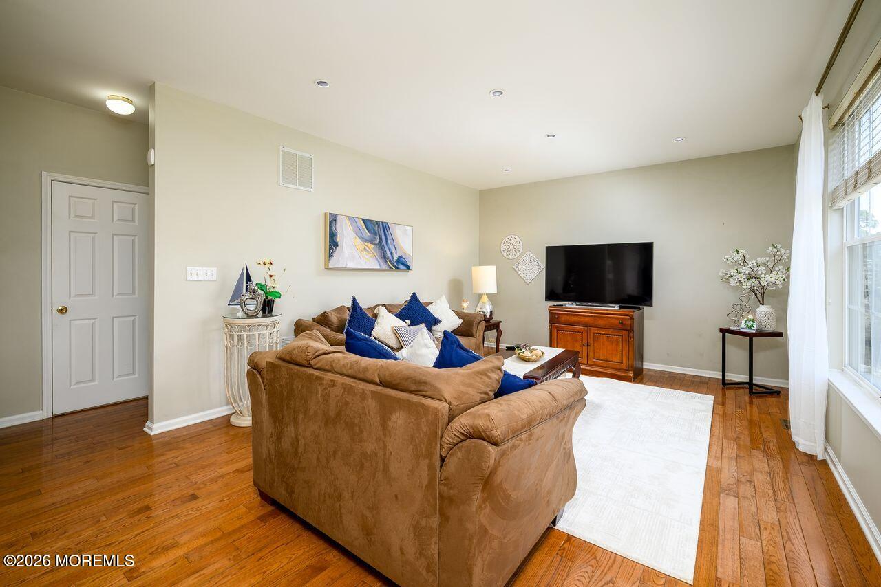 19 Pecan Valley Drive Marlboro NJ 07746