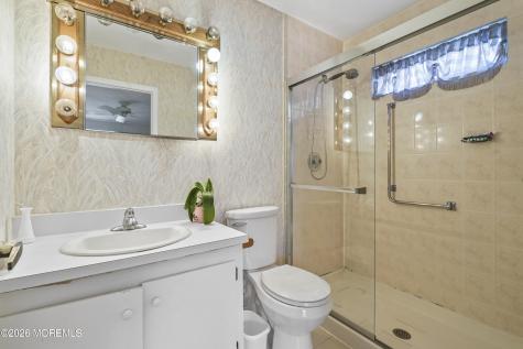 33 Appleby Place Manchester NJ 08759