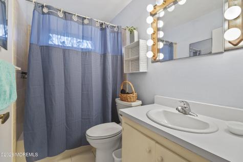33 Appleby Place Manchester NJ 08759