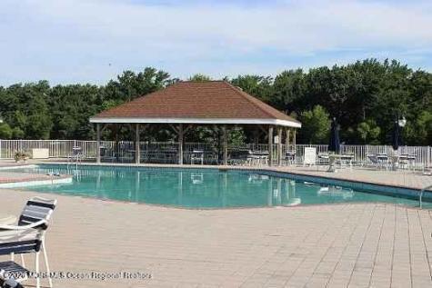 33 Appleby Place Manchester NJ 08759