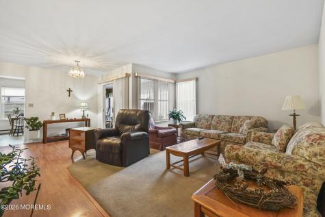 33 Appleby Place Manchester NJ 08759