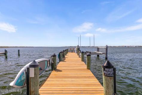 948 Lagoon Lane S Mantoloking NJ 08738