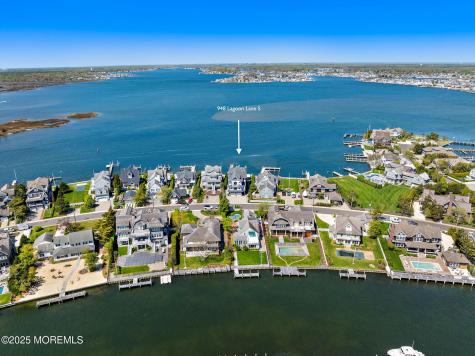948 Lagoon Lane S Mantoloking NJ 08738